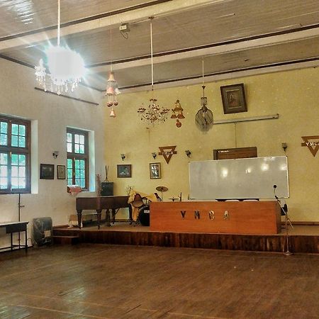 Ymca Tourist Hostel Шимла Екстериор снимка