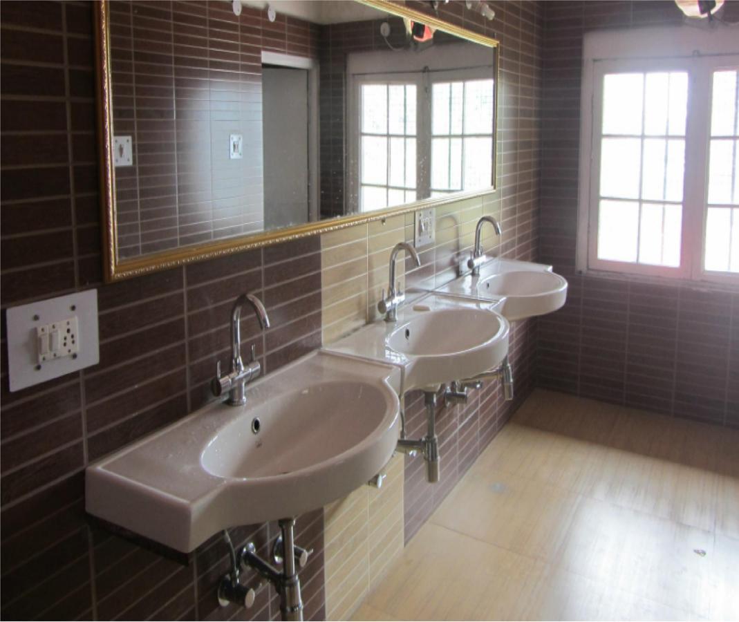 Ymca Tourist Hostel Шимла Екстериор снимка