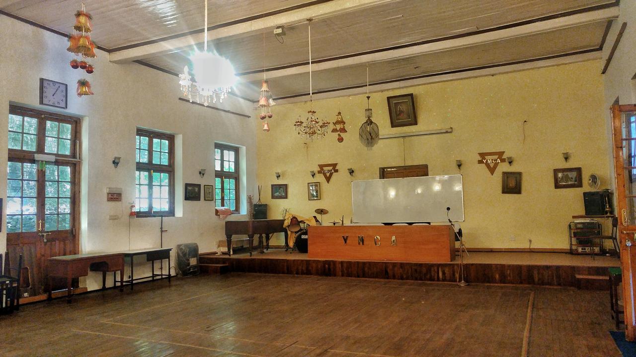 Ymca Tourist Hostel Шимла Екстериор снимка