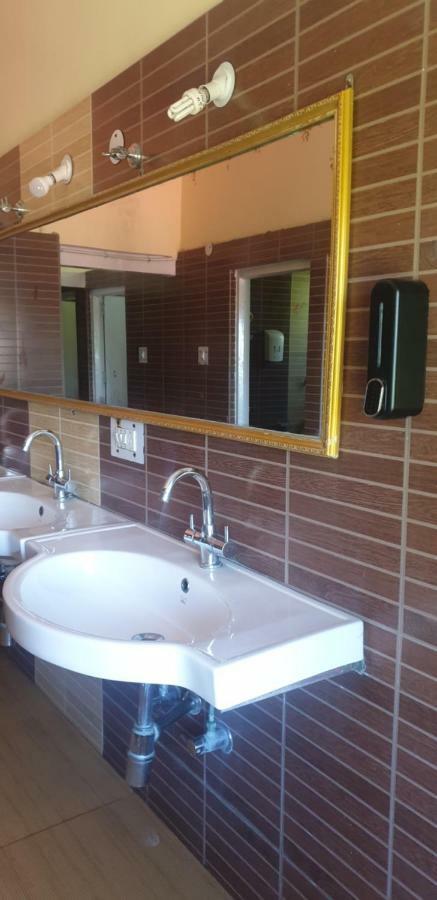 Ymca Tourist Hostel Шимла Екстериор снимка